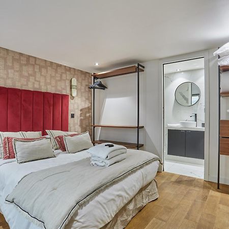 Apartment St Honore By Studio Prestige Paris Exterior foto