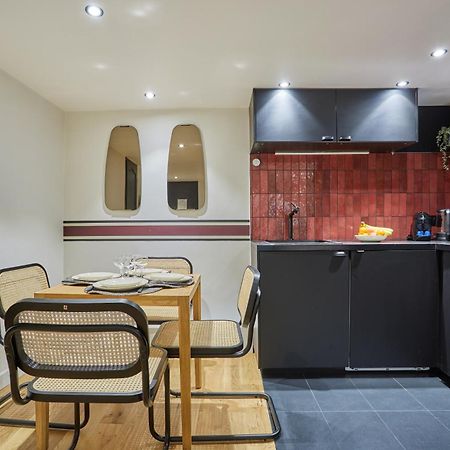 Apartment St Honore By Studio Prestige Paris Exterior foto